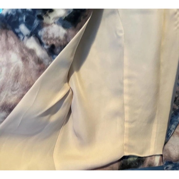 Haute Hippie Watercolor Silk Cropped Tuxedo Blazer Size 8 - Picture 5 of 9